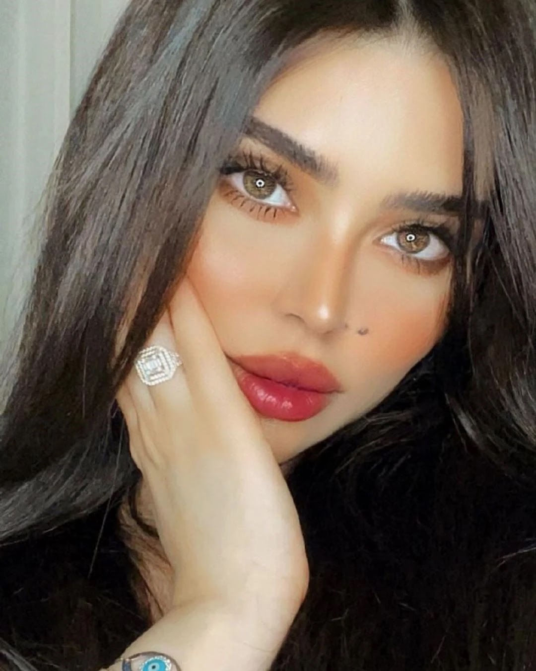 جليلة المغربية: ربط اسمي مع تامر حسني مش بيزعجني وأكيد بتمناله النجاح والتوفيق 
