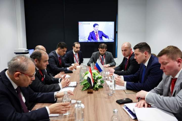 وزير التجارة والصناعة يبحث مع نظيره الروسي ملفات التعاون المشترك بين البلدين