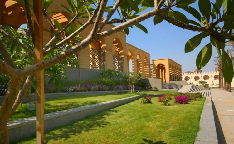 رئيس صندوق التنمية الحضرية يتابع الموقف التنفيذي لمشروع 
