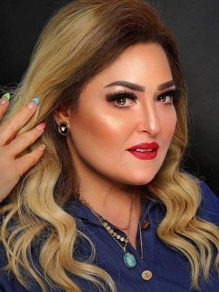أبطال مسلسل غموض.. يحتفلون بانطلاق تصوير أولى مشاهد العمل