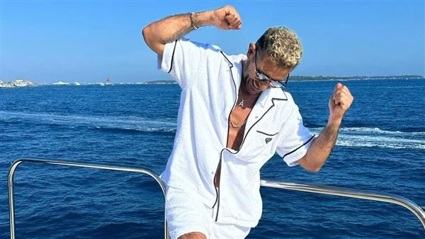 تصريحات أحمد سعد عن ظهوره بالخلخال.. تعرف