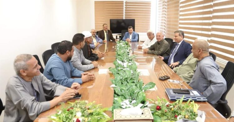 وزير الزراعة يواصل استقبال المزارعين بمكتبه في العاصمة الإدارية الجديدة