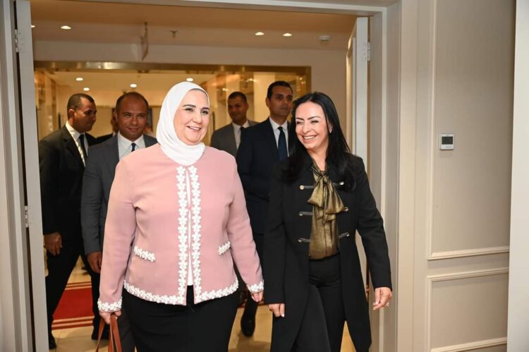 وزيرة التضامن تستقبل نيفين القباج بمقر الوزارة في العاصمة الإدارية الجديدة
