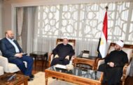 وزير الأوقاف يستقبل مفتي الجمهورية ونقيب السادة الأشراف