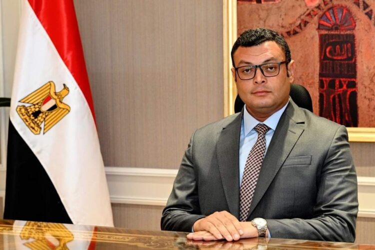 وزير الإسكان يتفقد اللمسات الأخيرة لإنهاء عدد من وحدات 
