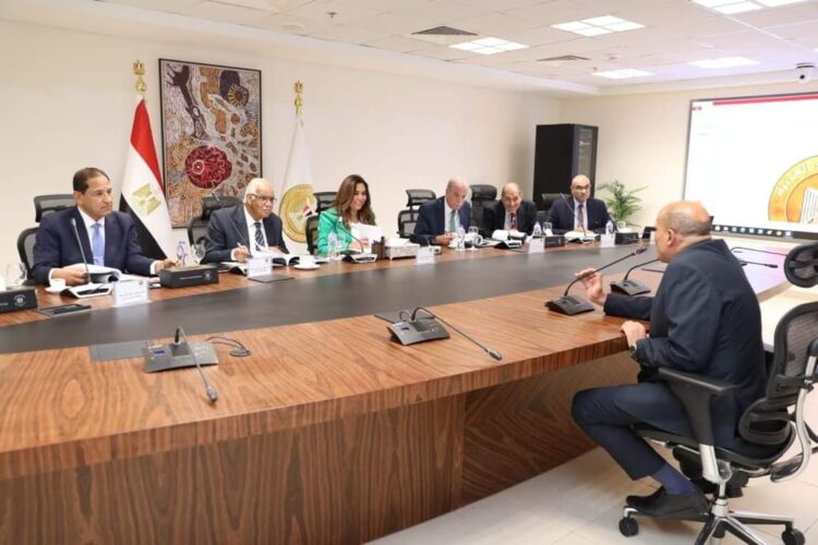 وزيرة التنمية تترأس اجتماع اللجنة العليا لاختيار 91 قيادة جديدة بالإدارة المحلية
