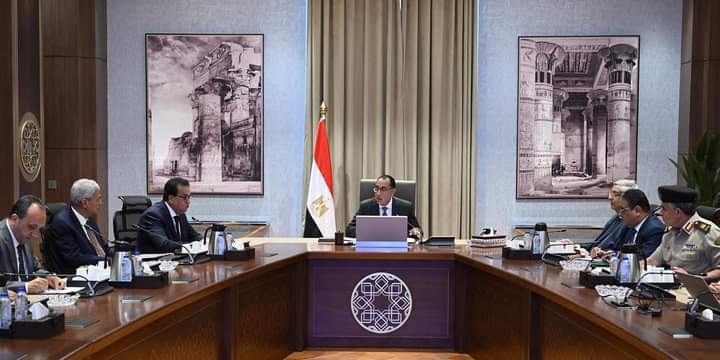 الحكومة تتابع الموقف التنفيذي للمشروع القومي للاكتفاء الذاتي من مشتقات البلازما