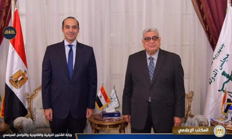 وزير الشئون النيابية يزور المستشار أحمد عبود رئيس مجلس الدولة 