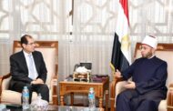 وزير الأوقاف يستقبل رئيس لجنة الشئون الدينية بمجلس الشيوخ 