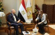 وزيرة التنمية تتابع مع محافظ القاهرة موقف تنفيذ المشروعات الجارية والملفات الخدمية
