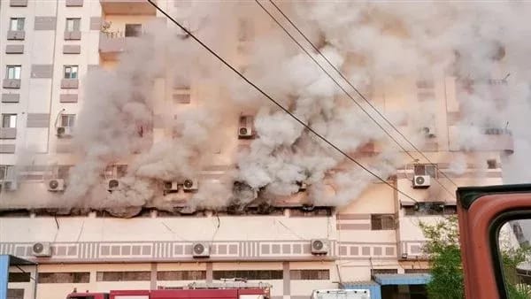 إصابة 4 أشخاص باختناق إثر اندلاع حريق داخل مخزن أدوية في الشرقية