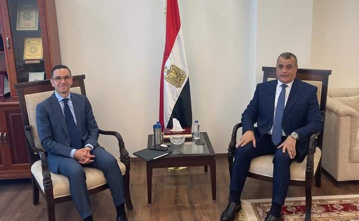 وزير الإنتاج الحربي يبحث أوجه التعاون المشترك مع نظيره بالتجارة الخارجية