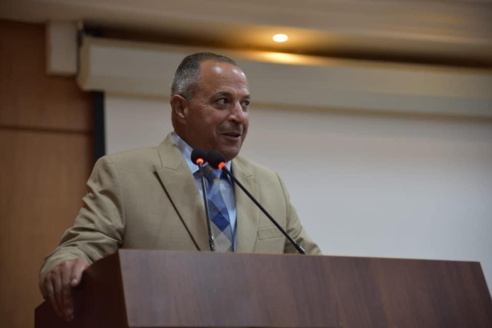 محافظ بورسعيد يعقد مؤتمرًا موسعًا مع ممثلي الأحزاب السياسية
