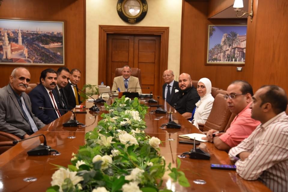 محافظ بورسعيد يلتقي بمجلس نقابة المحامين