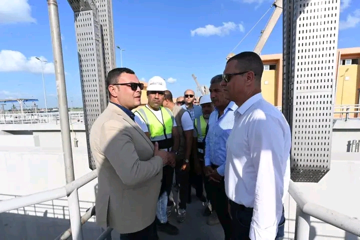 وزير الإسكان يتفقد مشروع محطة معالجة صرف صحي العامرية بمحافظة الإسكندرية