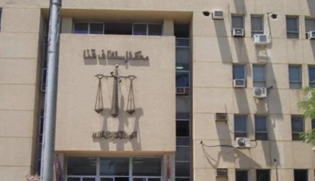 حبس شاب بتهمة إزعاج طالبة بإرسال صور خارجة لها عبر تطبيق إلكتروني في قنا