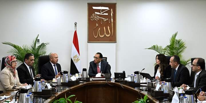 الحكومة تنفذ خطة عاجلة للاستغلال الامثل لما تمتلكه مصر من مقومات تؤهلها إلى مركز صناعي إقليمي وعالمي