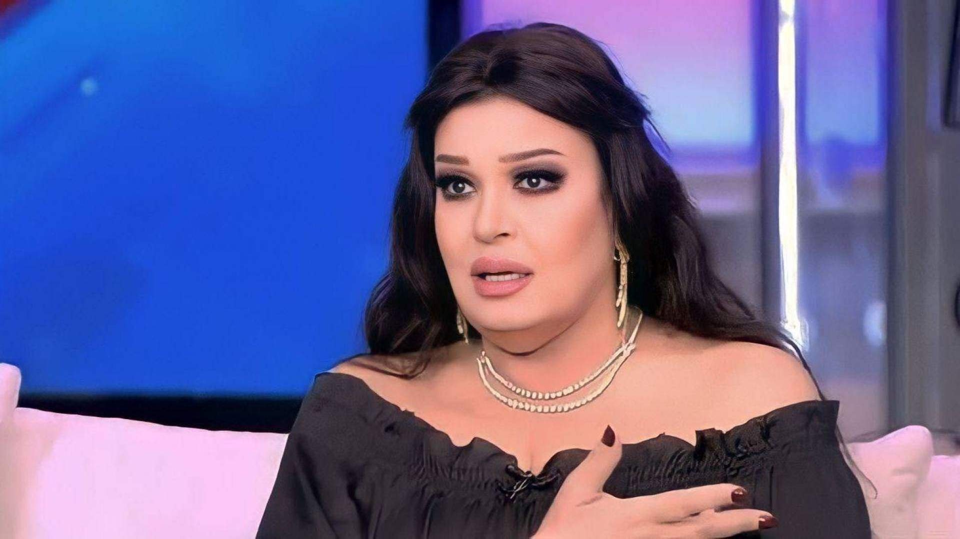 فيفي عبده تكشف حقيقة عودتها للمسرح