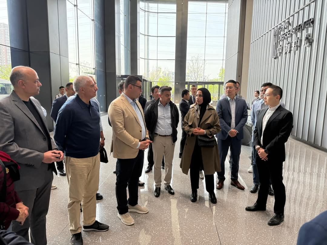 الشربينى يطلع على أفضل طرق البناء الحديثة والتكنولوجيا المتقدمة بهدف تطبيقها بمصر
