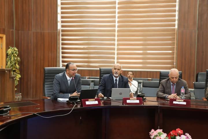 محافظ البحر الأحمر يقيم أداء منظومة إدارة المخلفات، ودور صندوق الاستثمار للمدن 