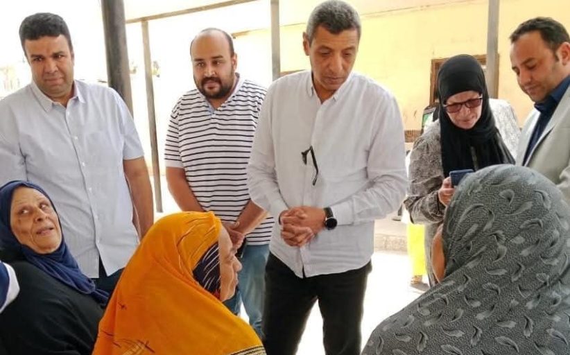 محافظ السويس يتفقد مستوى الخدمات الطبية المقدمة بمستشفى السويس العام
