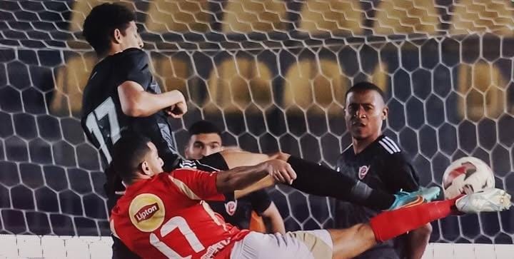 الأهلي يضرب أولًا وبتروجيت يرد بقوة في شوط أول ناري بالدوري المصري