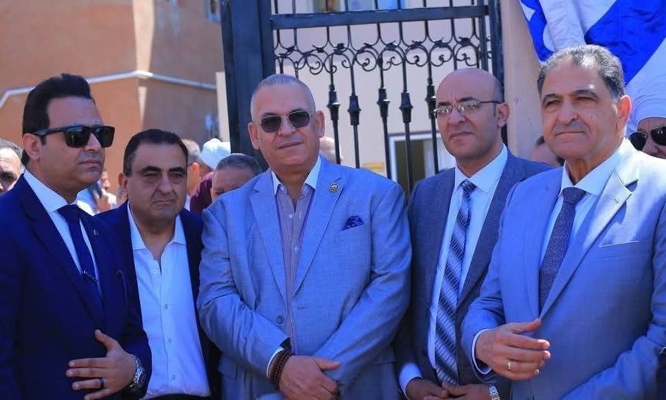 محافظ سوهاج والنائب سامي سوس يفتتحان مقر مستشفي المراغة المركزي المؤقت بعد تجهيزه