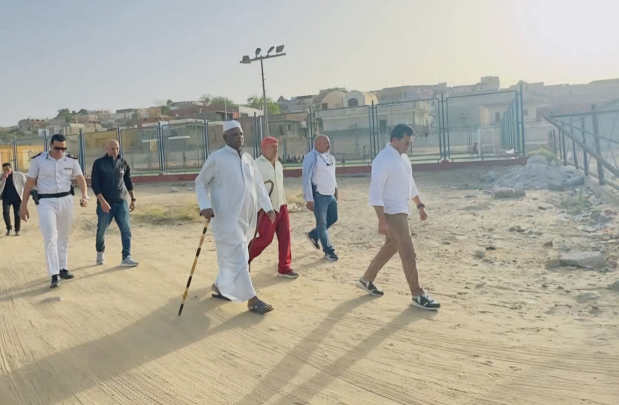 وزير الرياضة يتفقد مركز شباب غرب سهيل بأسوان