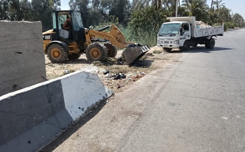 محافظ أسيوط: رفع 520 طنًا من المخلفات بمركز ساحل سليم خلال الحملات