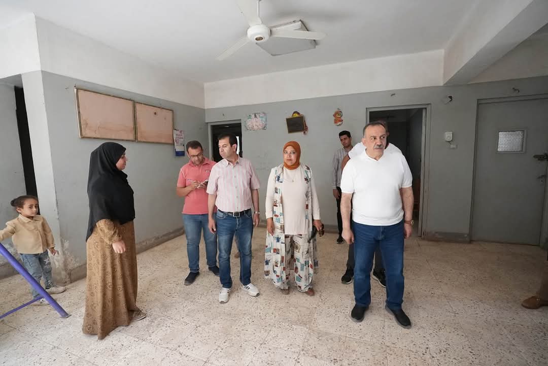 محافظ أسيوط يتفقد مركز تنمية الأسرة ببني محمديات ويوجه بإخلاء 11 جمعية أهلية غير مقننة