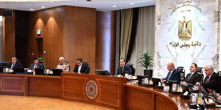 الحكومة تستعرض التقرير نصف السنوي حول أداء الهيئة العامة للرعاية الصحية