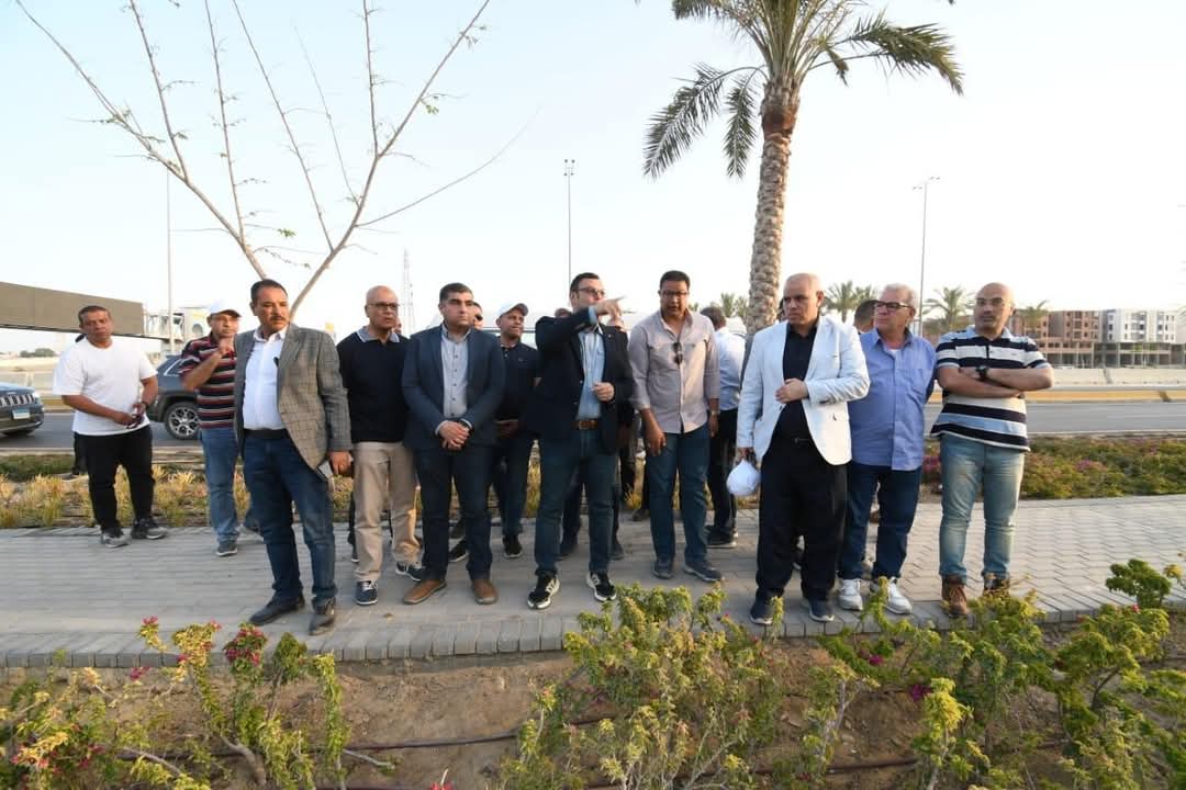 وزير الإسكان يتفقد تطوير مشروعات قرى مارينا السياحية بمدينة العلمين الجديدة