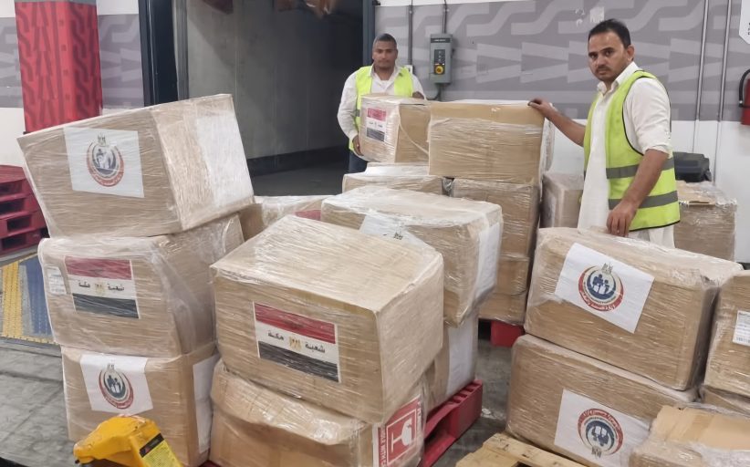 الصحة: فحص وتسلم شحنة الأدوية والمستلزمات الطبية وتجهيز 29 عيادة بمكة والمدينة لاستقبال الحجاج