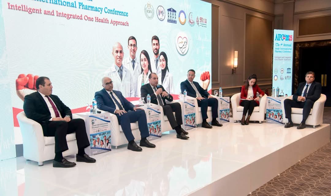 انطلاق فعاليات ملتقي الفارما الثامن والمؤتمر الدولي التاسع للصيادلة العرب