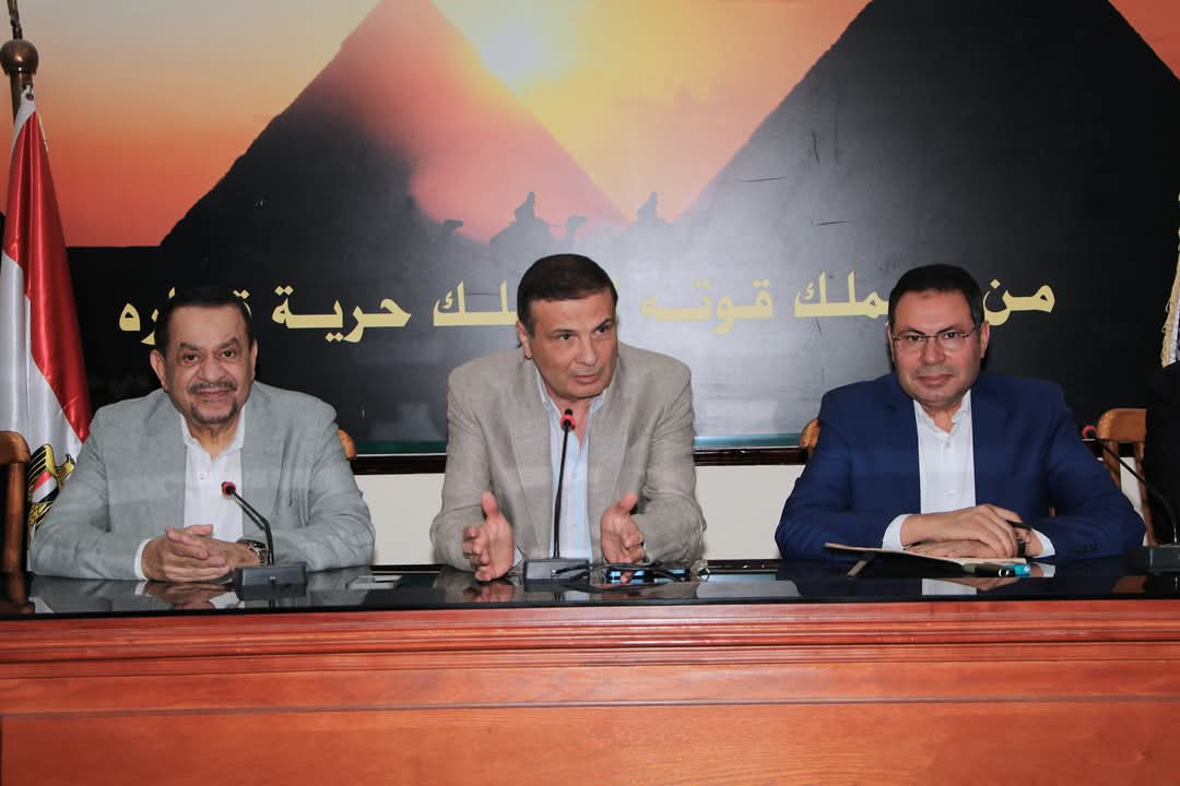 فاروق تبحث زيادة فرص الاستثمار في القطاع الزراعي بالدول الإفريقية