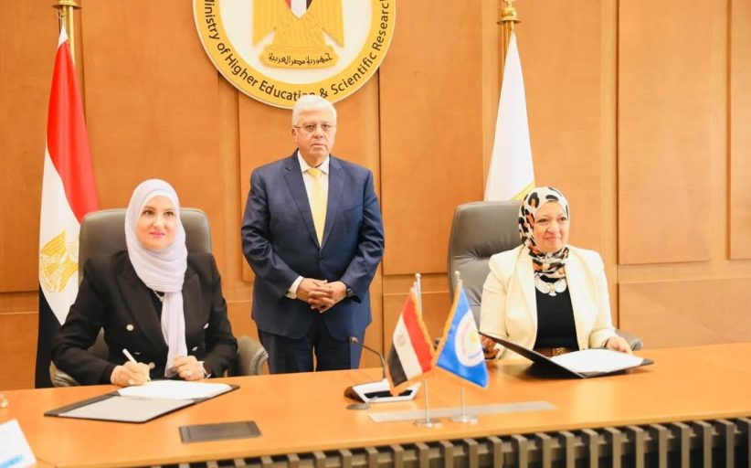 وزير التعليم العالي يشهد توقيع بروتوكول تعاون لتأهيل العمالة الفنية في التكنولوجيا