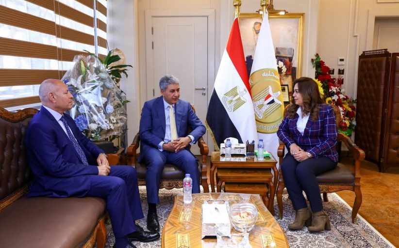 وزيرا التنمية والسياحة والآثار يبحثان وضع آلية محددة لتحصيل الرسوم من المنشآت الفندقية