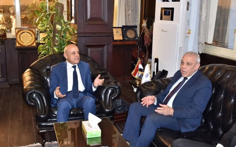 رئيس هيئة تنمية الصعيد يبحث مع محافظ الأقصر تعزيز التعاون المشترك لدعم جهود التنمية