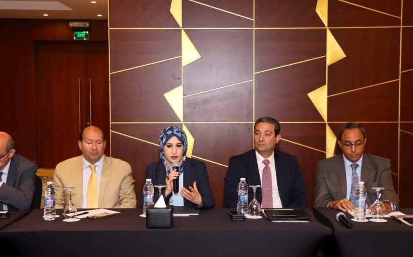 نائب وزير السياحة والآثار تشارك في ورشة عمل حول التنمية الاقتصادية المحلية