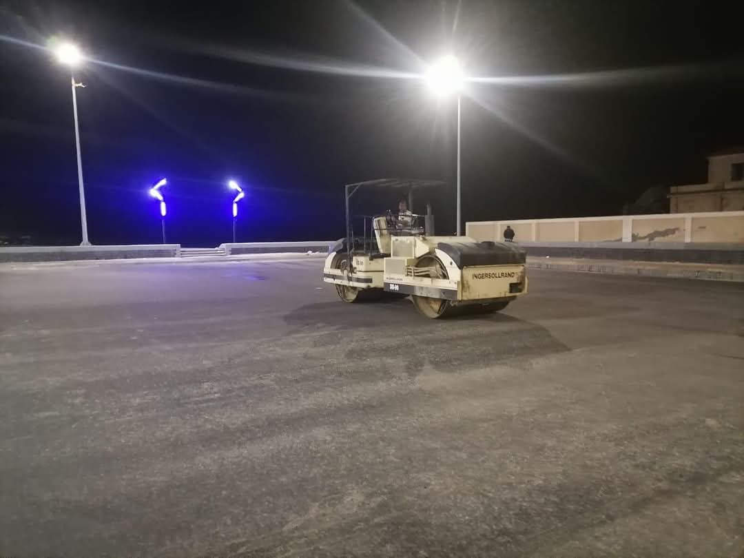 وزير الإسكان: تنفيذ أعمال تطوير ورفع كفاءة بمدن الشروق وبدر