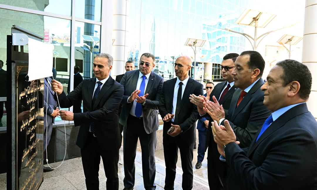رئيس الوزراء يشارك فعاليات افتتاح المقر الرئيسي الجديد