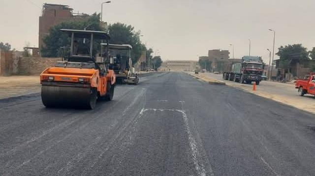 محافظ الجيزة يتابع مشروعات تطوير الطرق والمحاور المروية بمنشأة القناطر