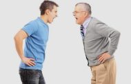 جيل بيحلم وآخر بيحكم.. هل أصبح الصراع بين الأجيال أزمة تُهدد الترابط الأسري والمجتمعي