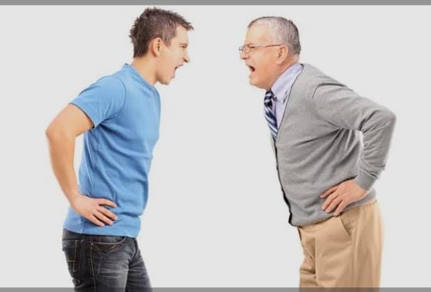 جيل بيحلم وآخر بيحكم.. هل أصبح الصراع بين الأجيال أزمة تُهدد الترابط الأسري والمجتمعي