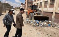 محافظ مطروح يتابع أعمال النظافة بمنطقة الكيلو 4 بحي الزهور