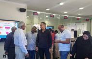 رئيس حي الغردقة بالبحر الأحمر يتفقد المراكز التكنولوجية لتحسين الخدمات