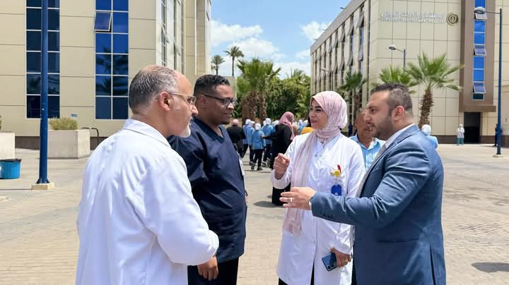 مدير فرع هيئة الرعاية الصحية بالأقصر يتفقد أعمال تطوير قسم الطوارئ بمستشفى الكرنك