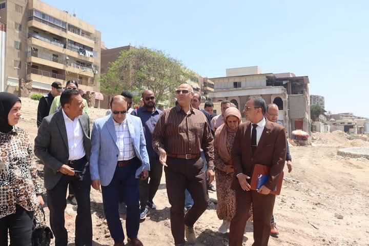 محافظ القليوبية يتابع ميدانيًا أعمال إنشاء ممشى 