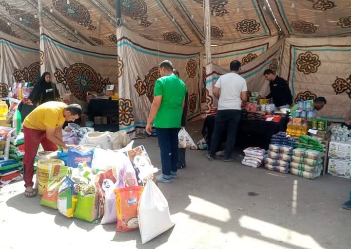 محافظ الدقهلية يعلن استمرار إقامة أسواق اليوم الواحد أسبوعيًا لتوفير السلع بأسعار مخفضة