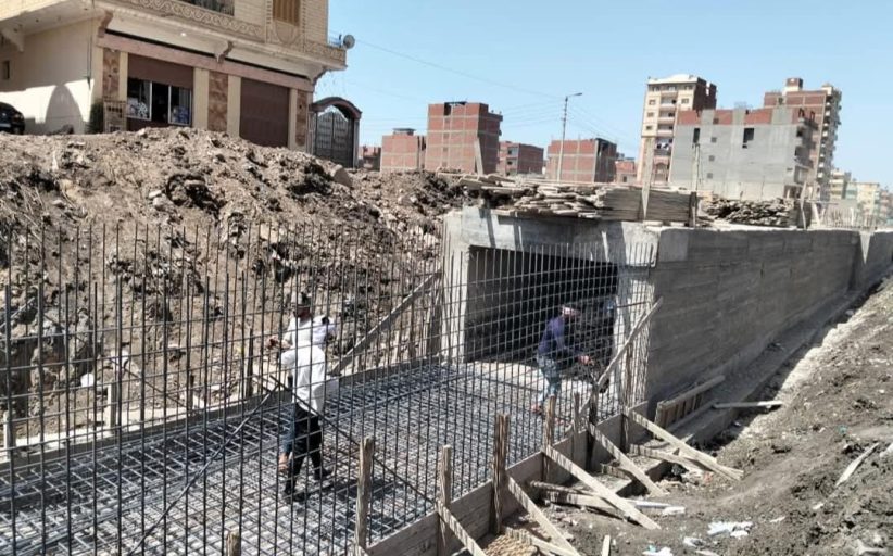 محافظة الغربية تواصل تطوير مركز قطور، وتؤكد الالتزام بالمواعيد المحددة